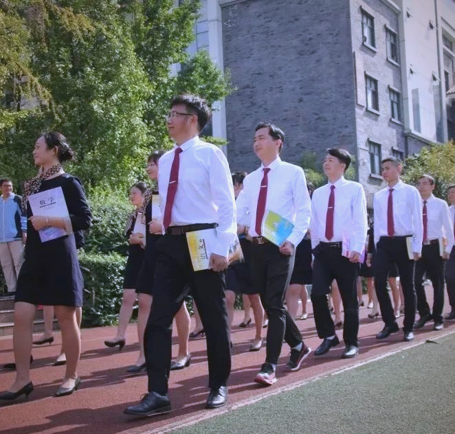 详细阅读:成都西北中学(成都西北中学朱秀英) 成都西北中学(成都西北中学朱秀英)